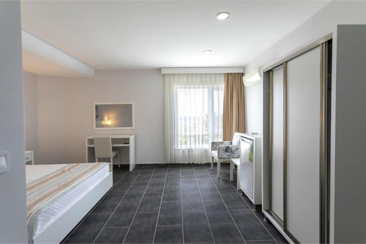 Troas Beach Hotel Tavaklı Exteriör bild