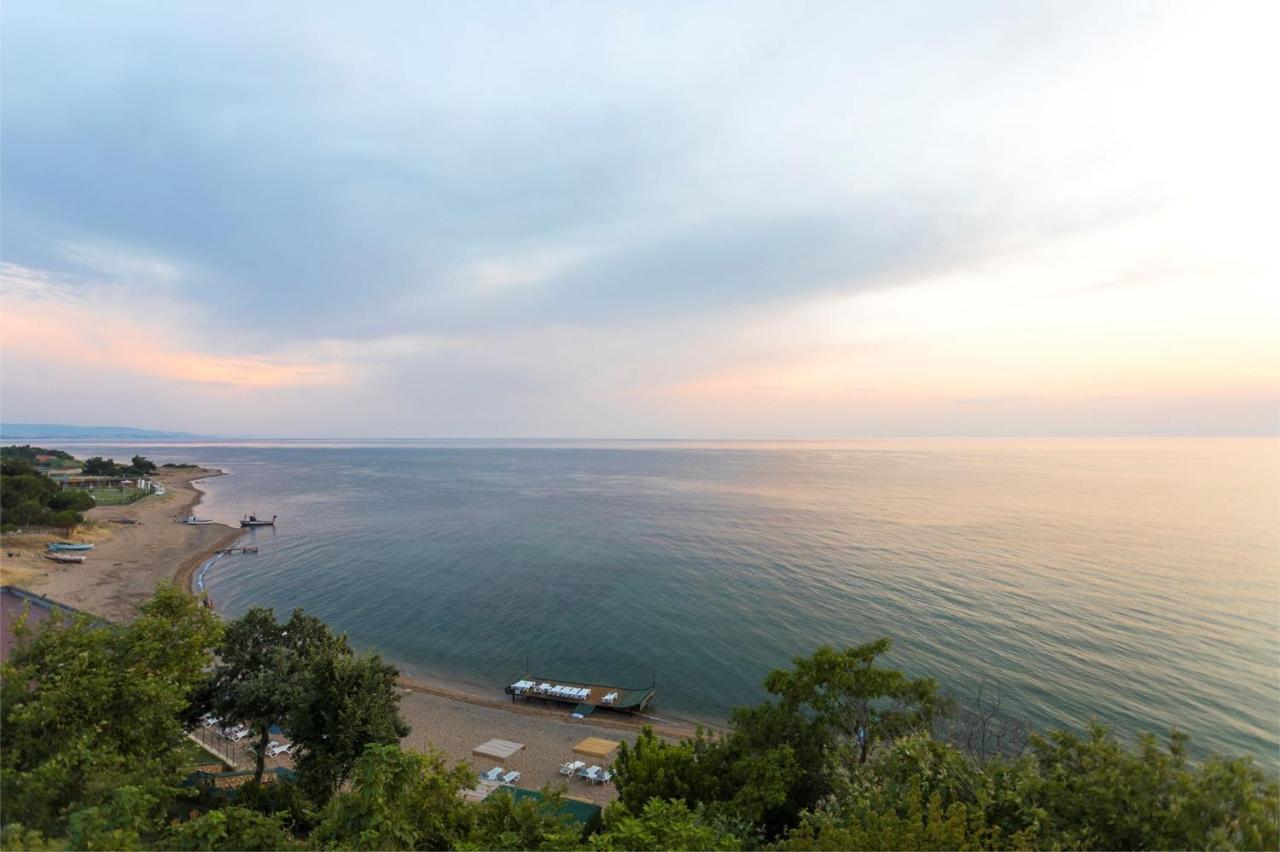 Troas Beach Hotel Tavaklı Exteriör bild