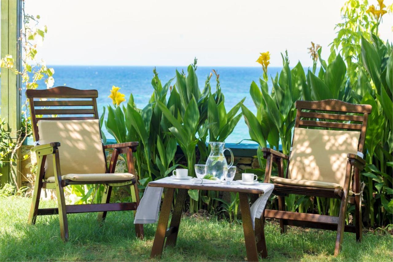Troas Beach Hotel Tavaklı Exteriör bild